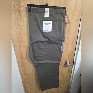 Dockers Men's Signature Khaki Straight Fit Stretch Trousers W54XL30 WT
